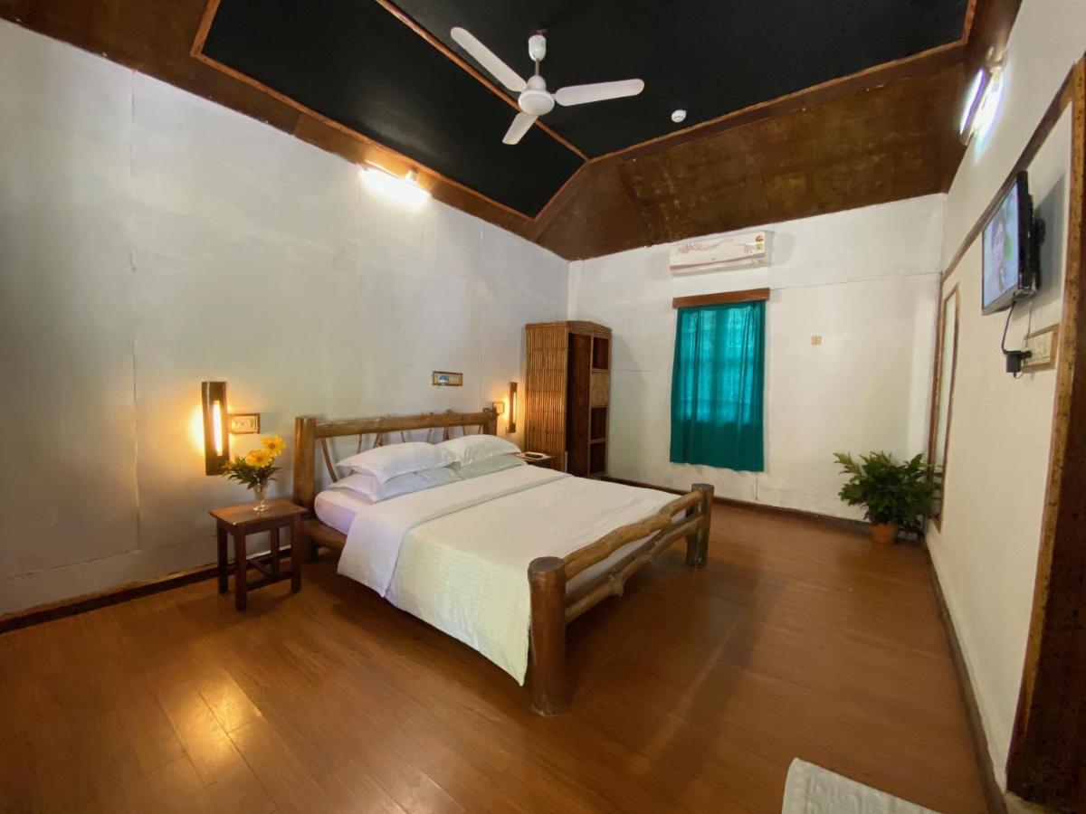 Wild Orchid Hotel Kala Pathar Beach Exterior foto