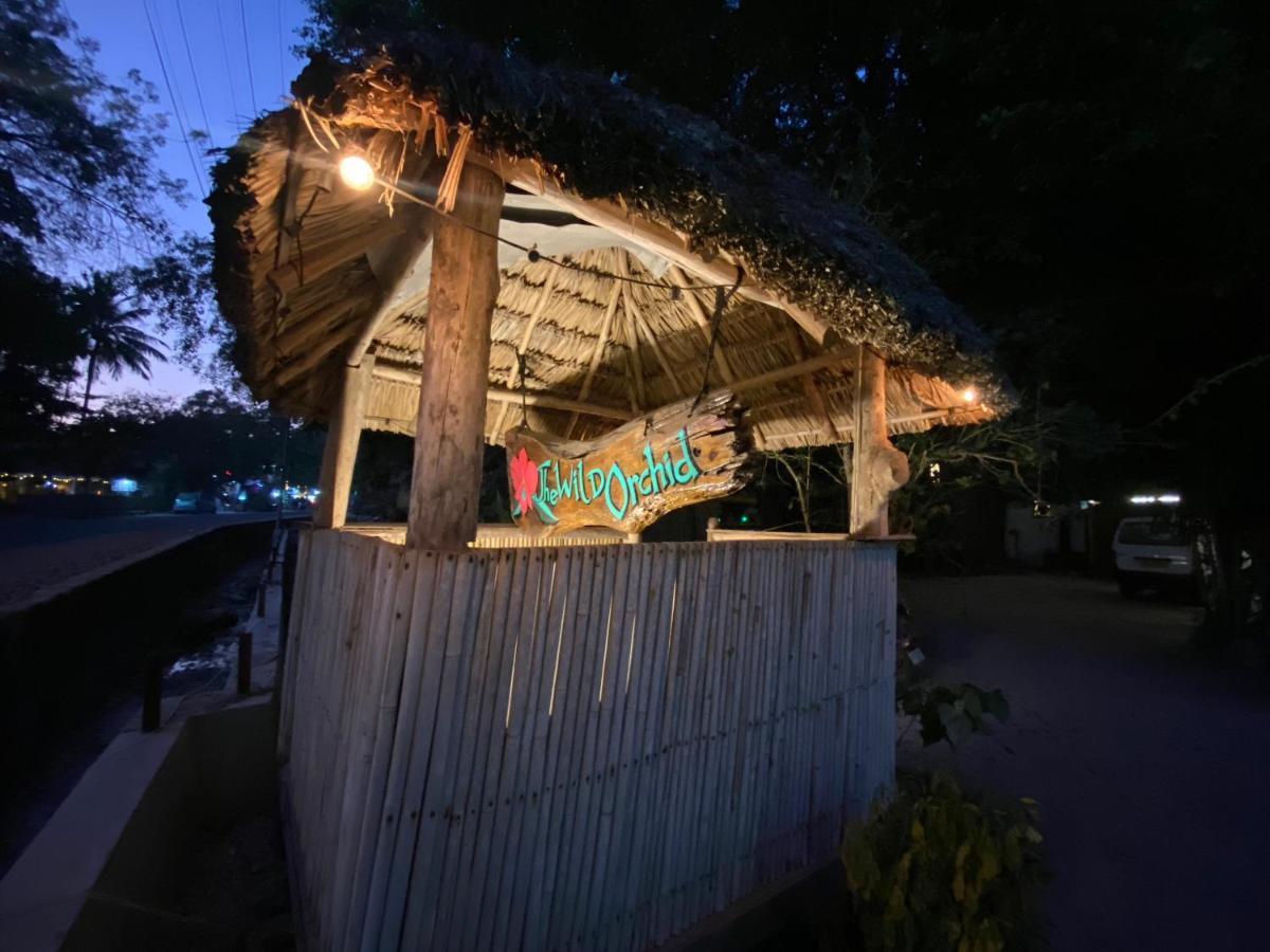 Wild Orchid Hotel Kala Pathar Beach Exterior foto