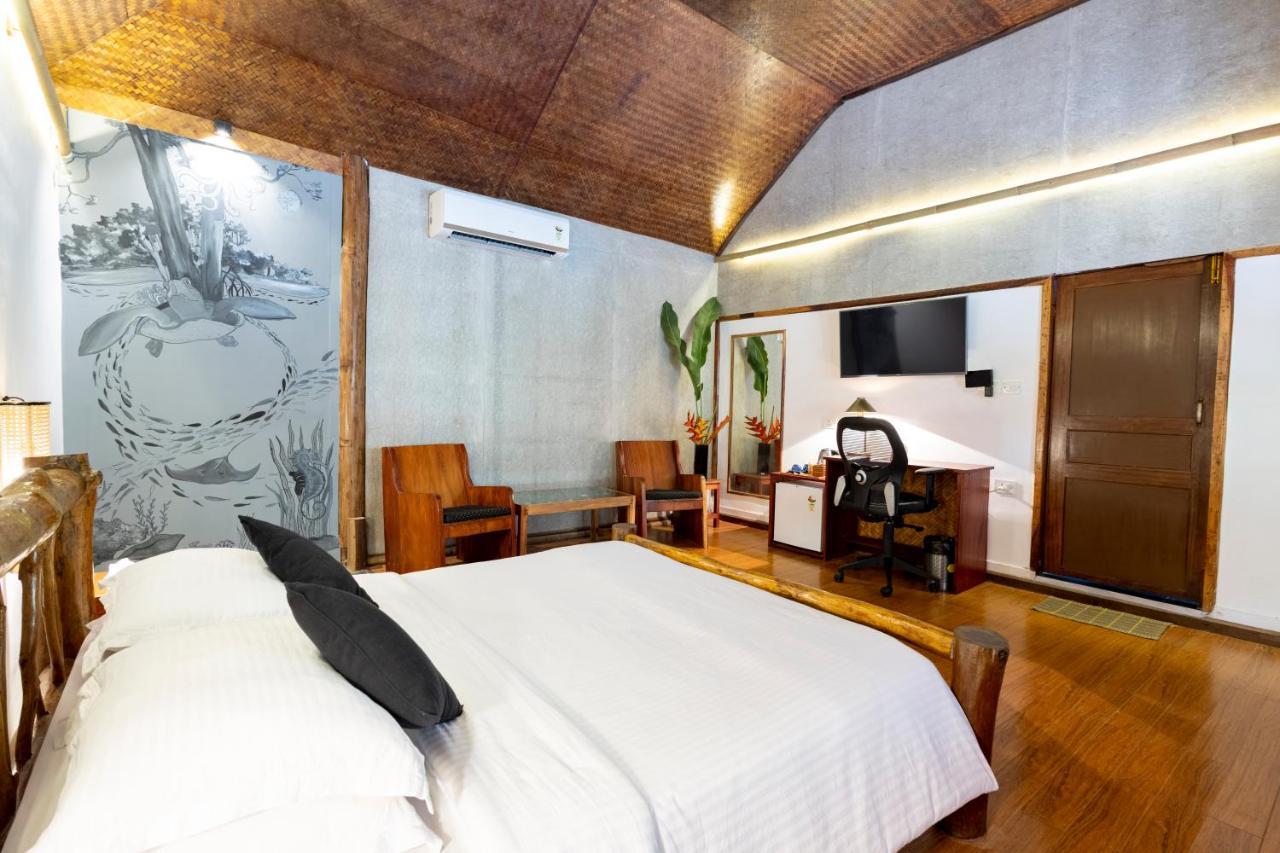 Wild Orchid Hotel Kala Pathar Beach Exterior foto